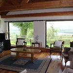 Private Thatched - With Views Feriehus *