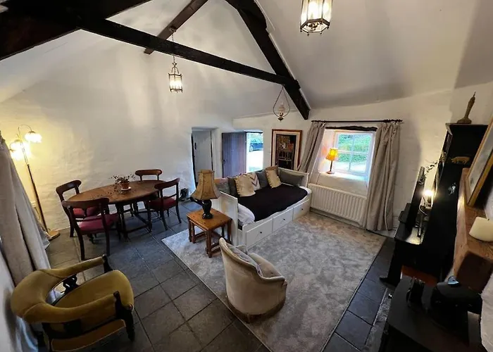 Private Thatched - With Views