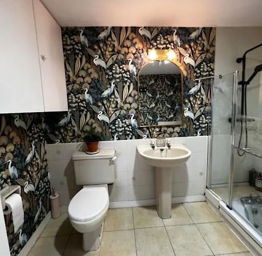 Private Thatched - With Views Tatil Evi Neustift im Stubaital