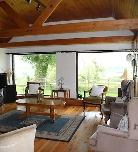 Private Thatched - With Views *